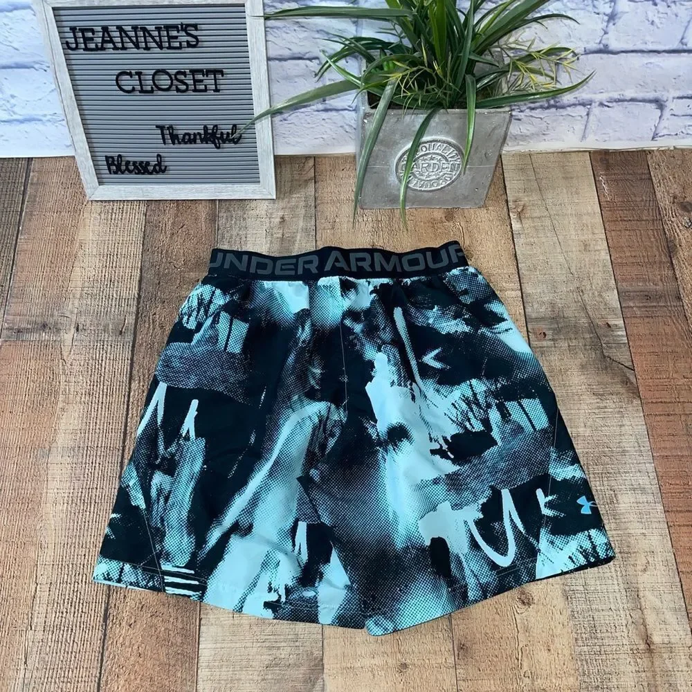 Men’s Under Armour Woven Adapt 5” Shorts Dark Blue/Aqua Size M